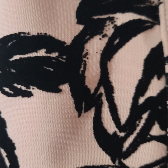 VELVET FLORAL DRESS - Picture 6 of 9